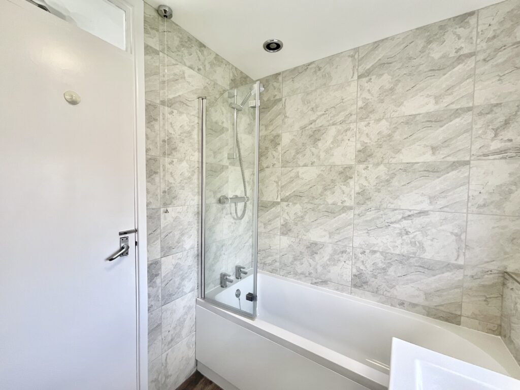 Newlands Close, Stone, ST15