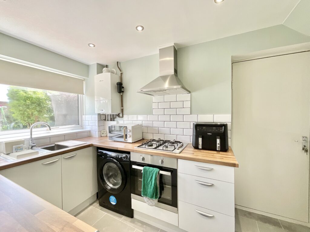 Newlands Close, Stone, ST15