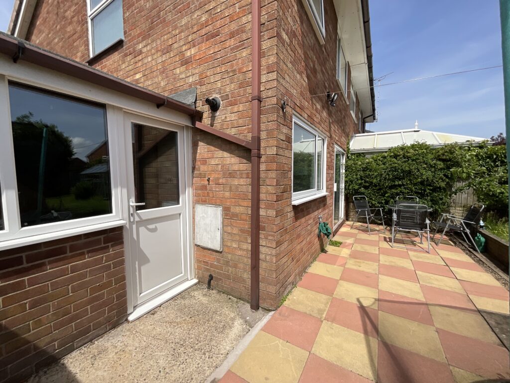 Newlands Close, Stone, ST15