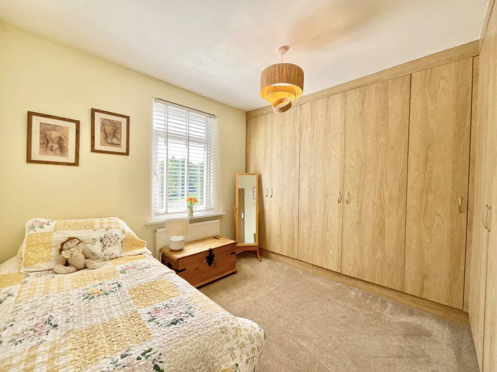 Longfield Road, Stoke-On-Trent, ST4
