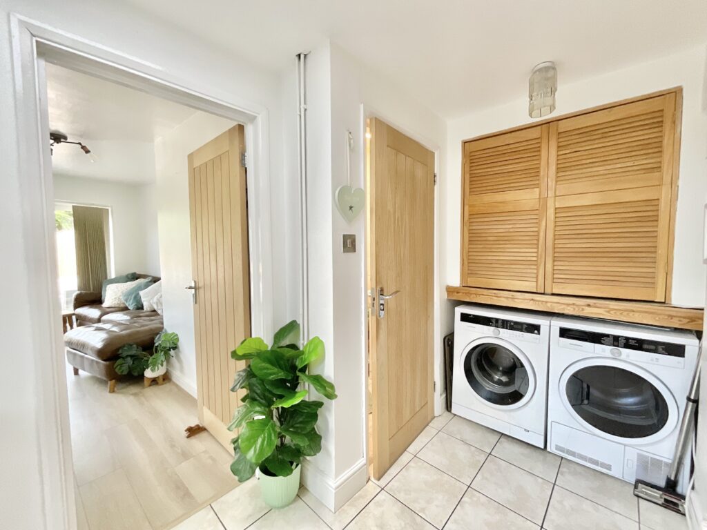 Longfield Road, Stoke-On-Trent, ST4