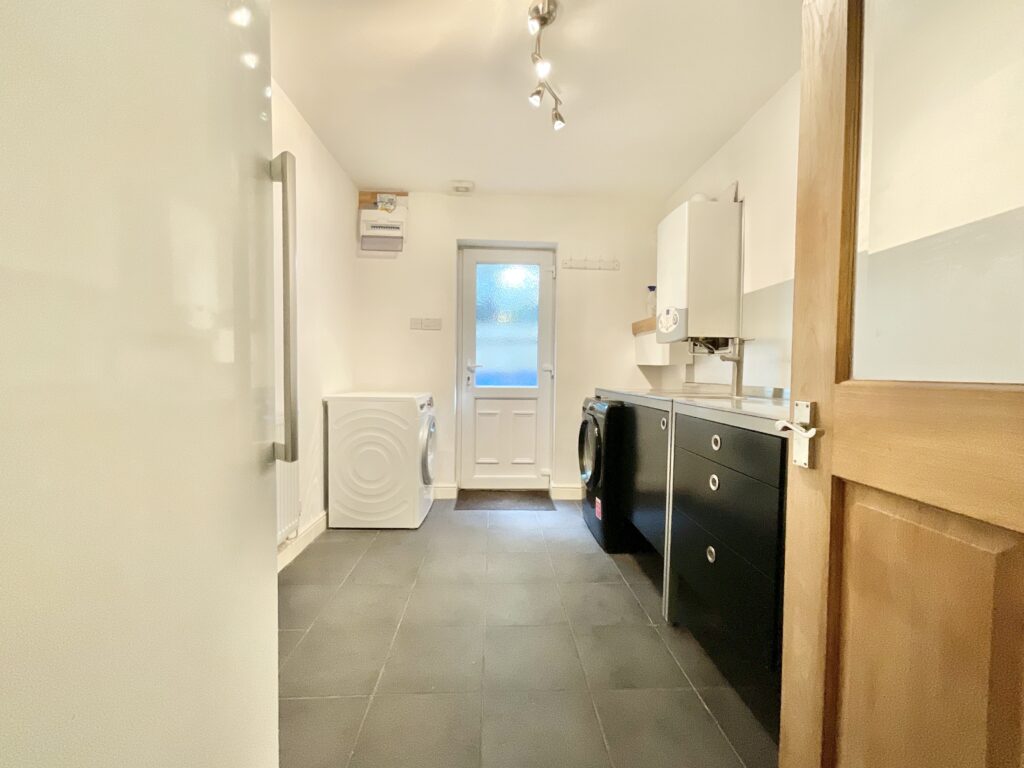Newcastle Road, Loggerheads, TF9