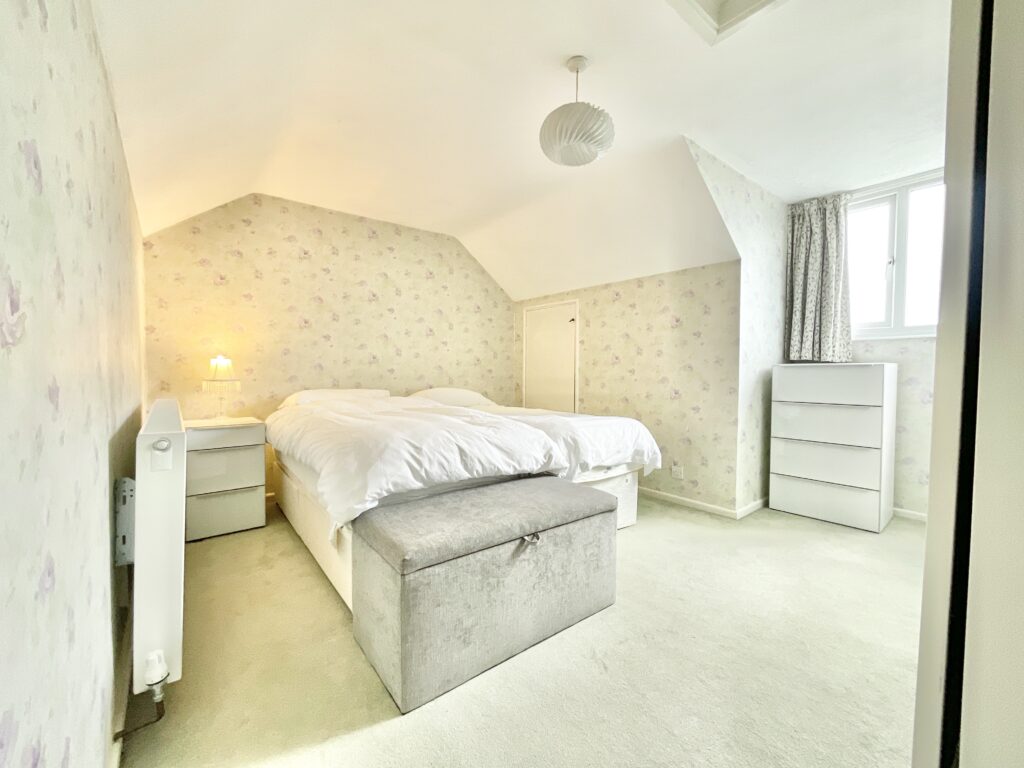Elm Drive, Bradley, ST18