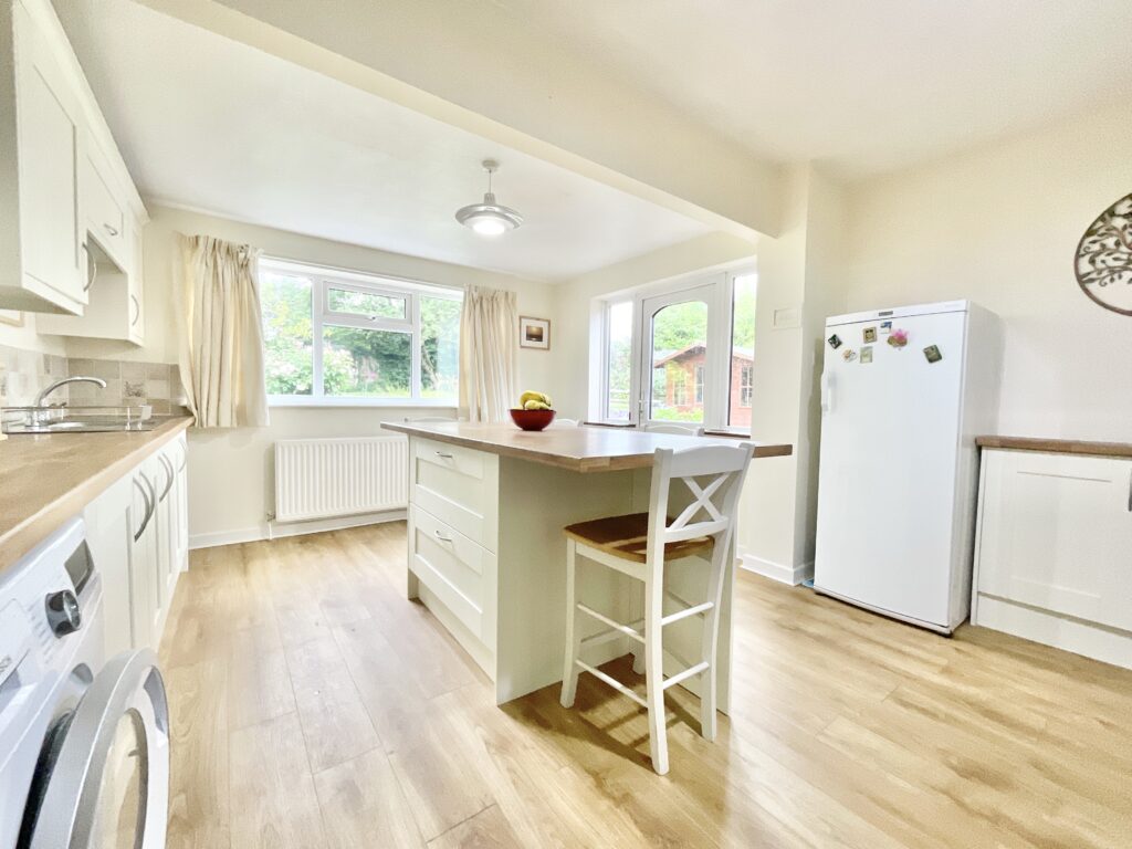 Elm Drive, Bradley, ST18