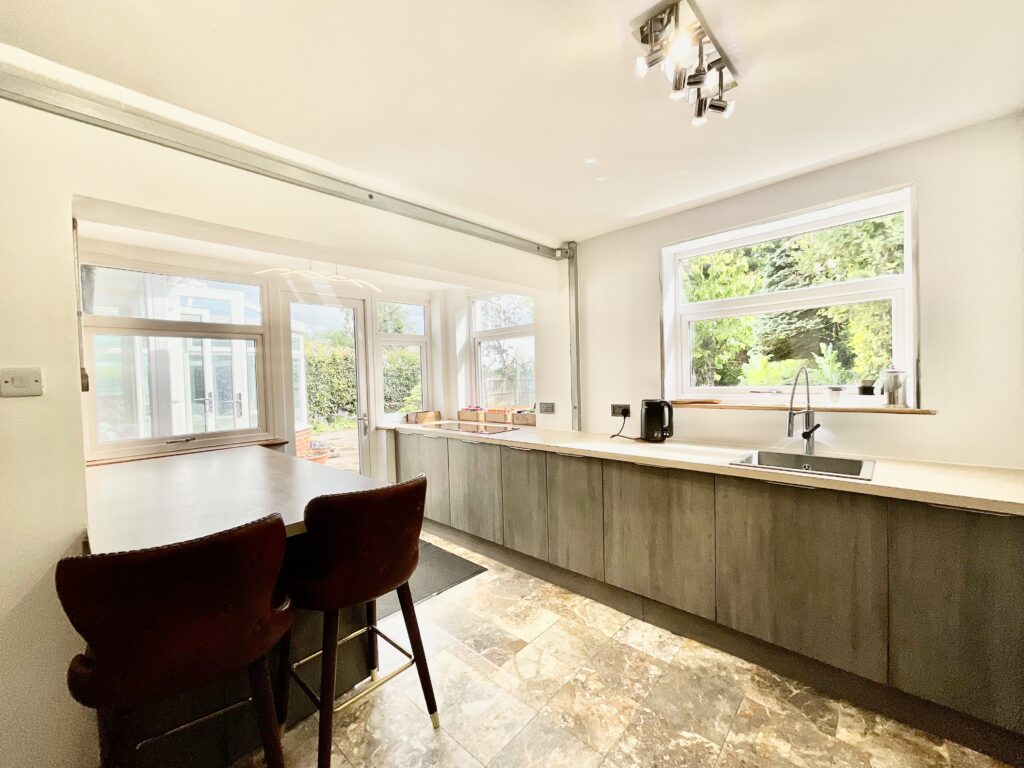 Bury Bank, Meaford, ST15
