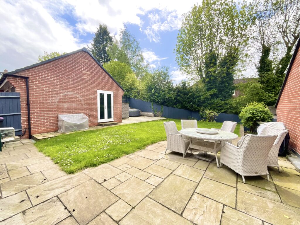 Moat Lane, Woore, CW3