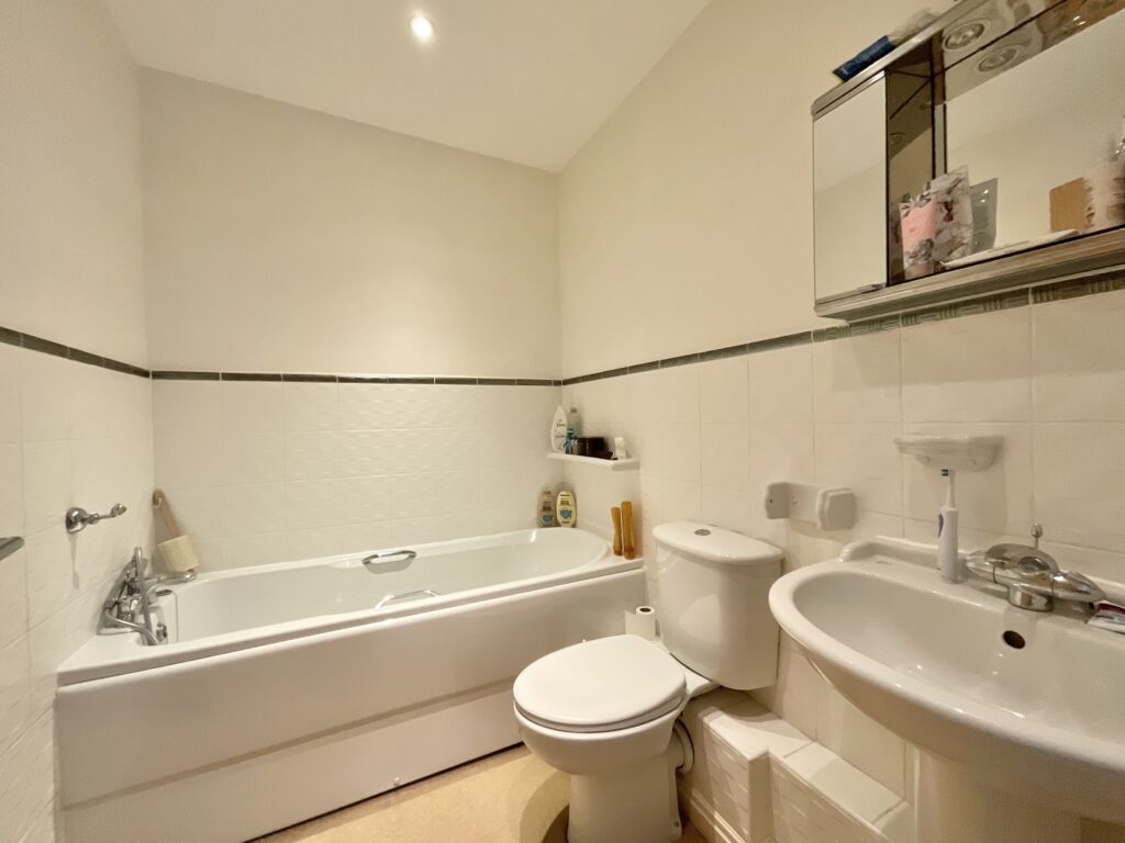 Chesterton Way, Weston, CW2