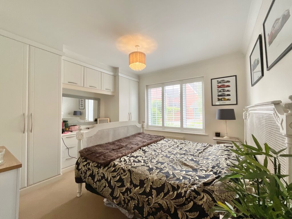 Chesterton Way, Weston, CW2