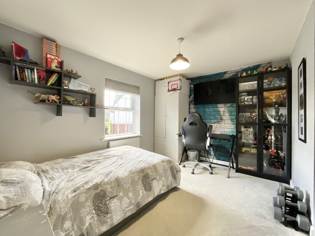 White Iris Place, Stapeley, CW5