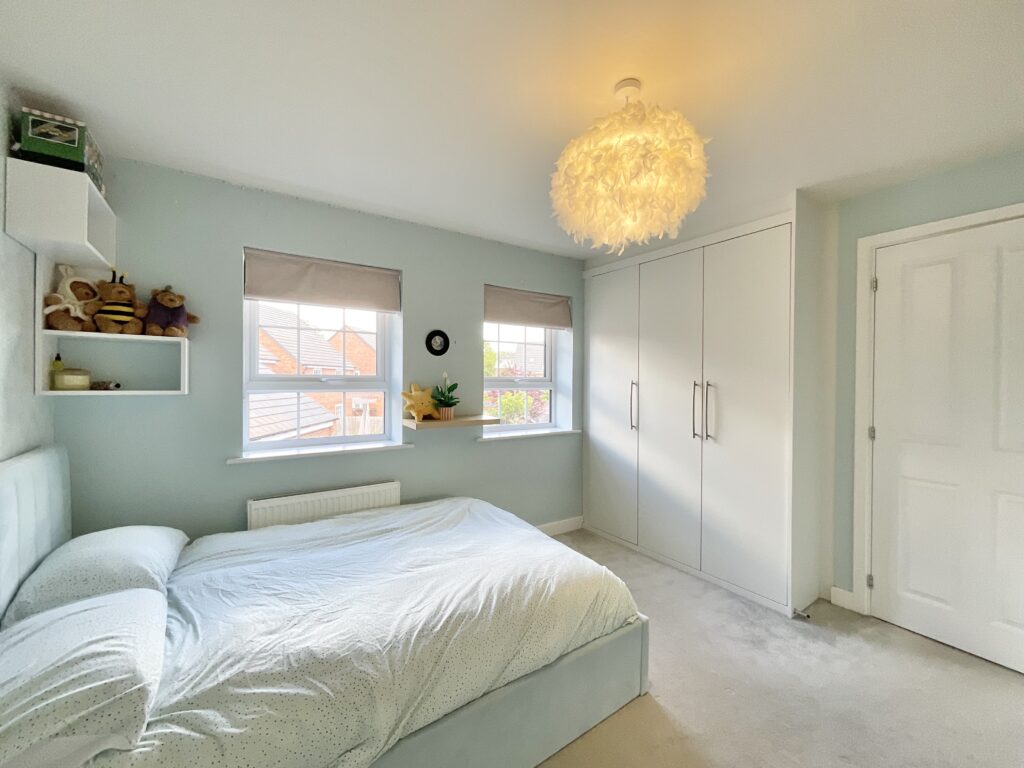White Iris Place, Stapeley, CW5
