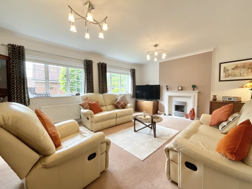St. Augustines Drive, Weston, CW2