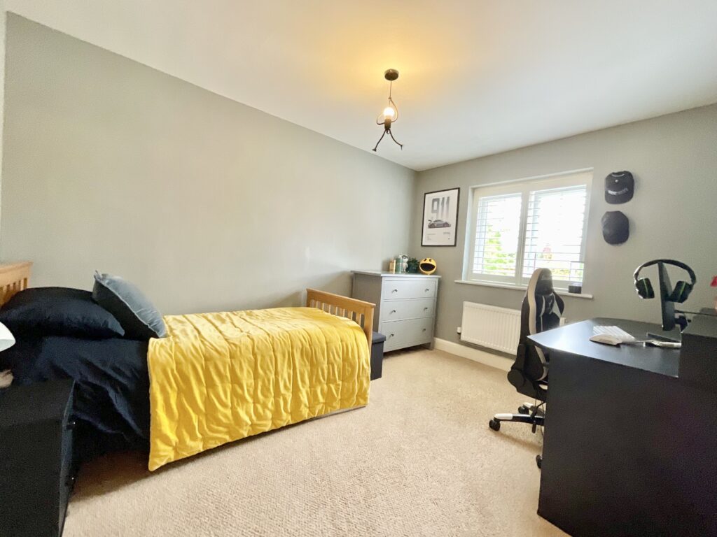 Main Road, Worleston, CW5