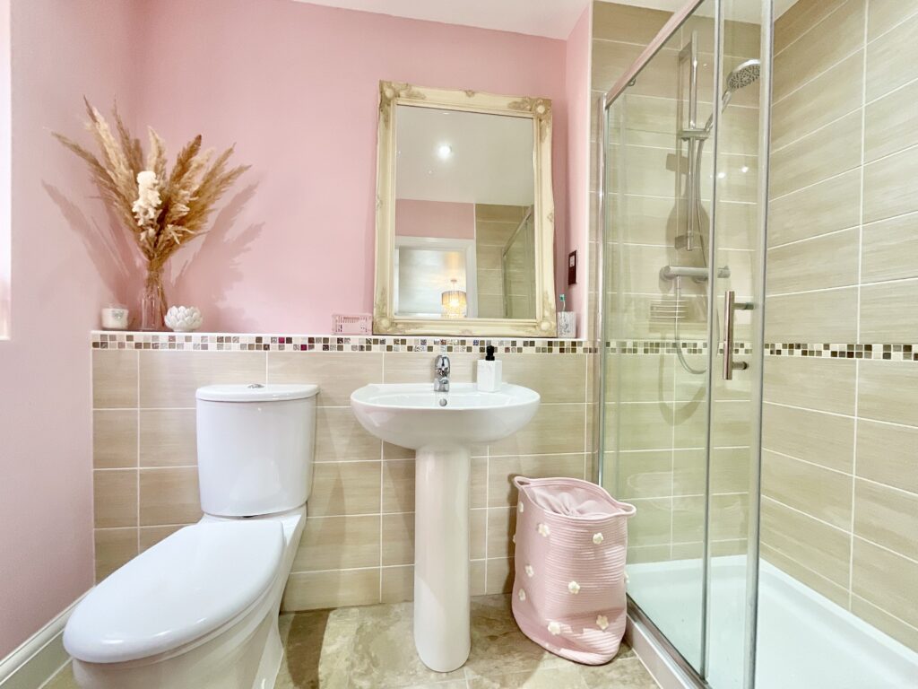 Main Road, Worleston, CW5