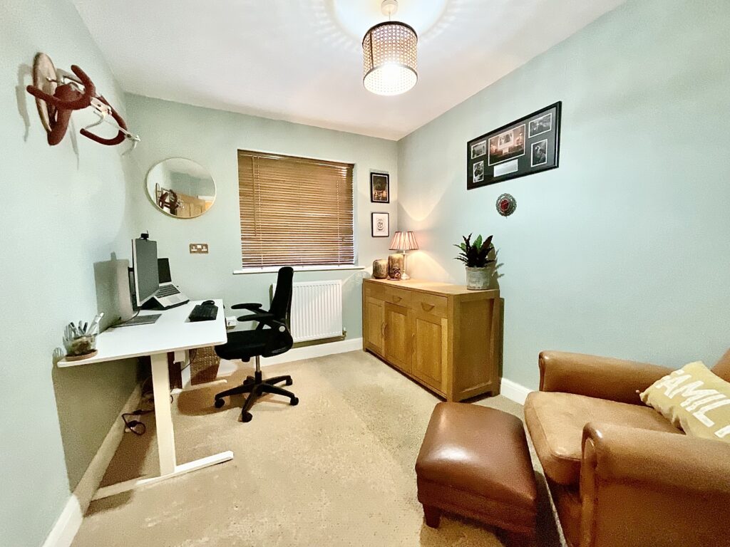 Main Road, Worleston, CW5