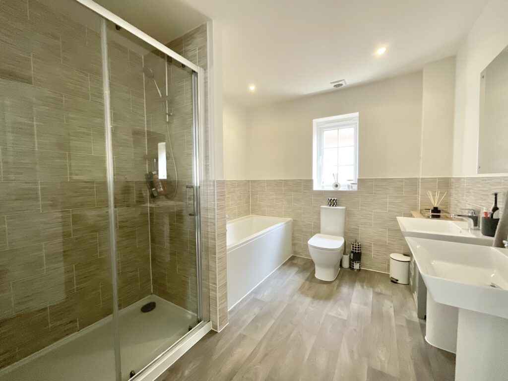 Meadowside Drive, Henhull, CW5