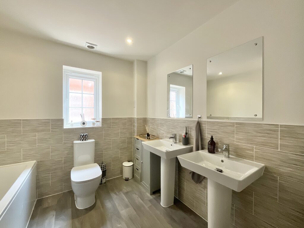 Meadowside Drive, Henhull, CW5