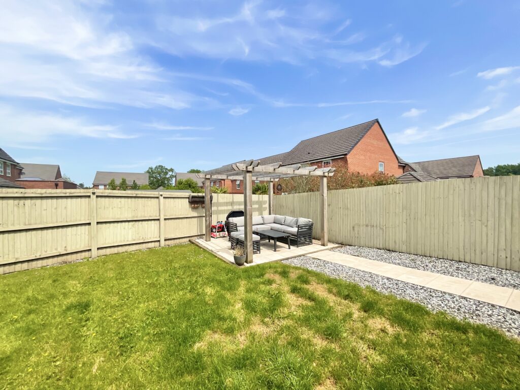 Meadowside Drive, Henhull, CW5