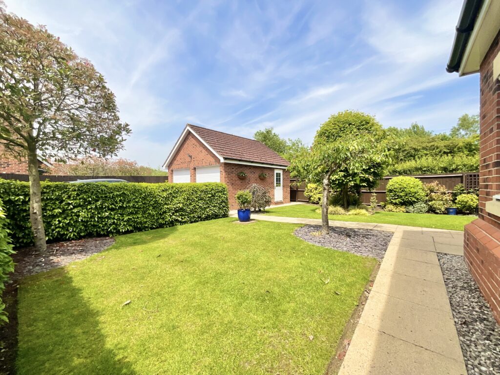 St. Augustines Drive, Weston, CW2