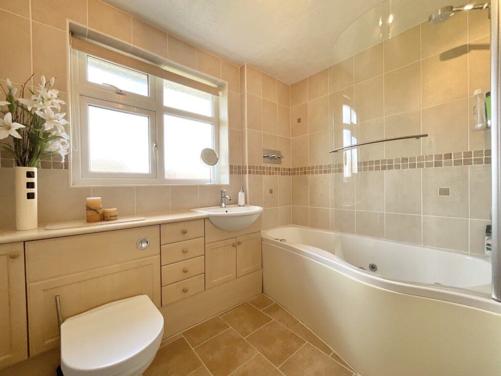 Westfields Rise, Woore, CW3