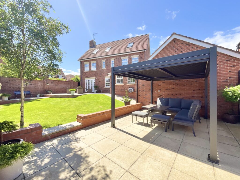 St. Augustines Drive, Weston, CW2