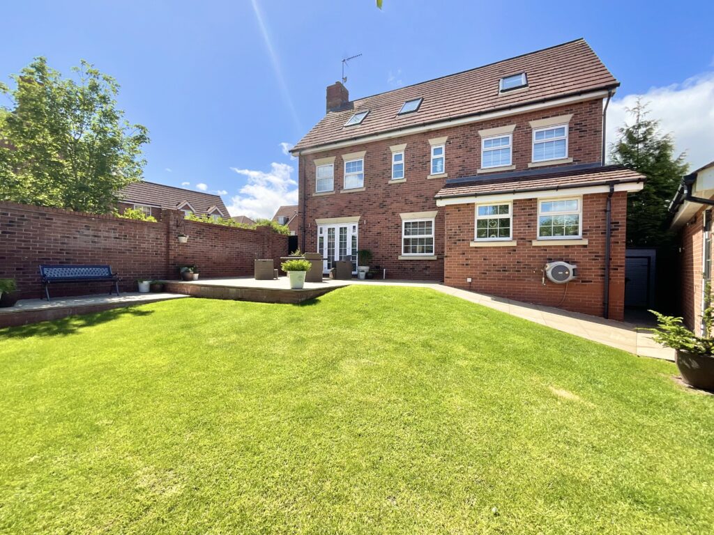 St. Augustines Drive, Weston, CW2