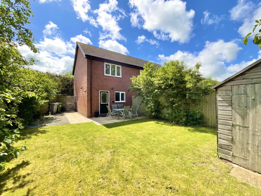 Oaks Close, Aston, CW5
