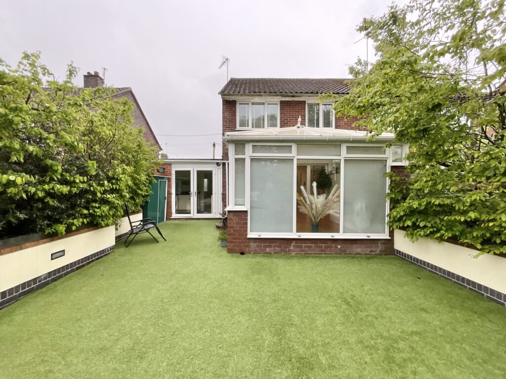 Masefield Close, Cheadle, ST10