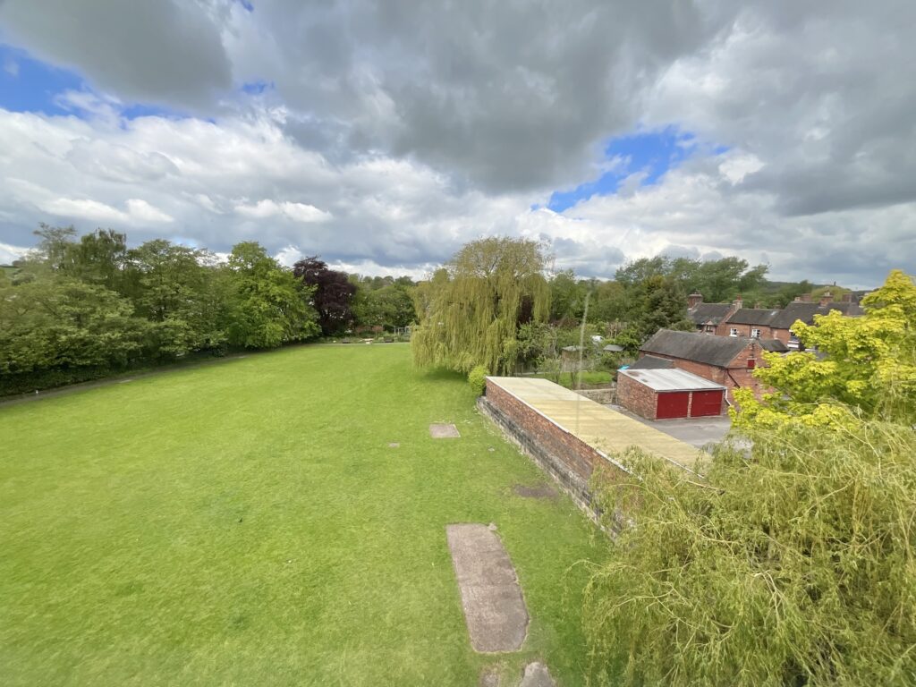 Hall Yard, Tean, ST10
