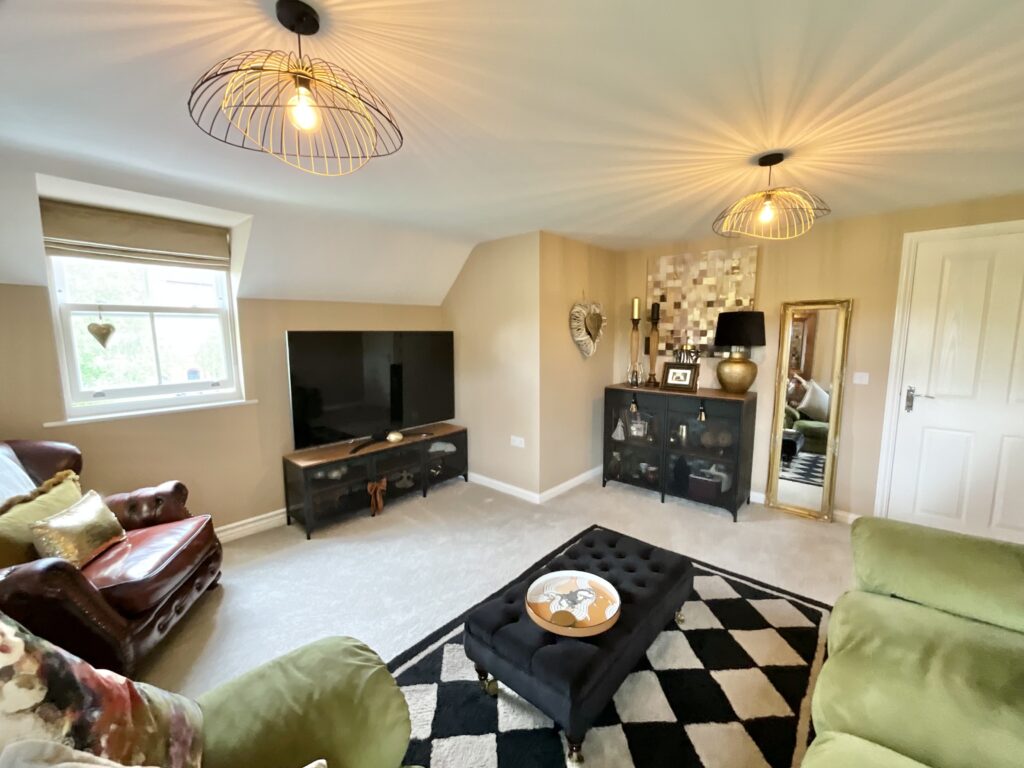 Hall Yard, Tean, ST10