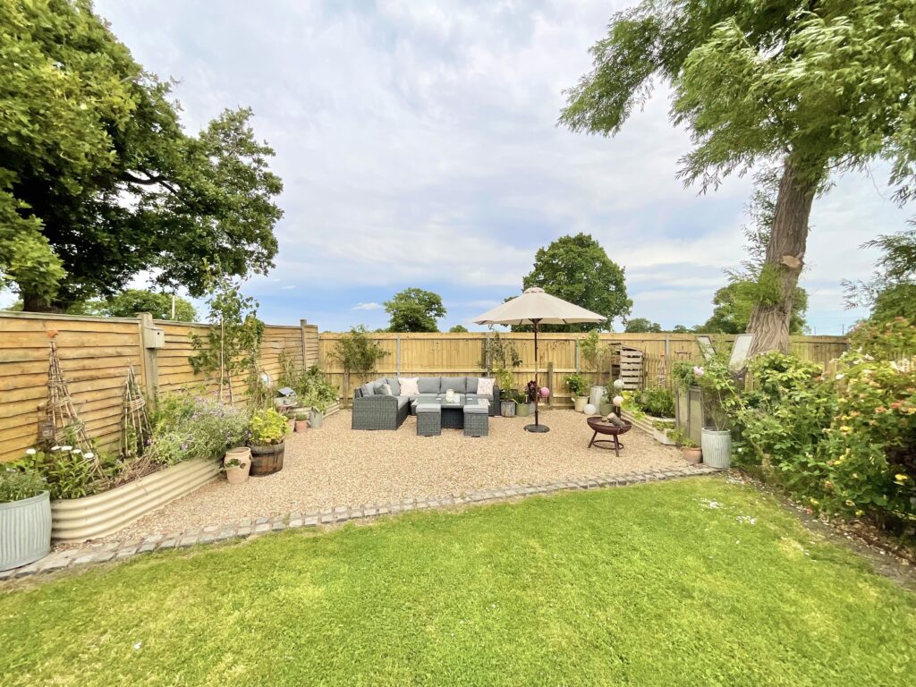 Main Road, Worleston, CW5