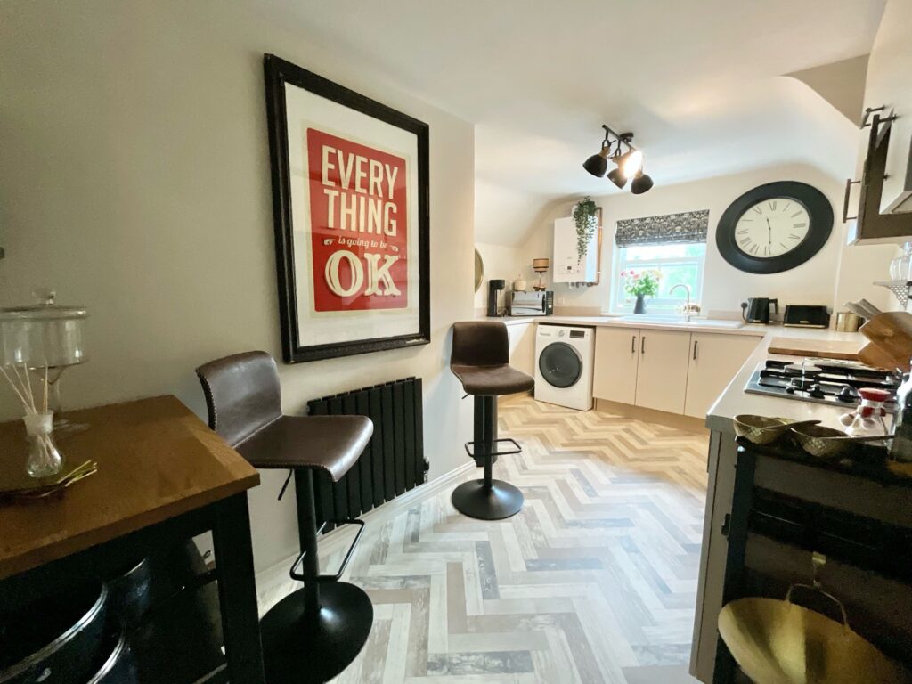 Hall Yard, Tean, ST10