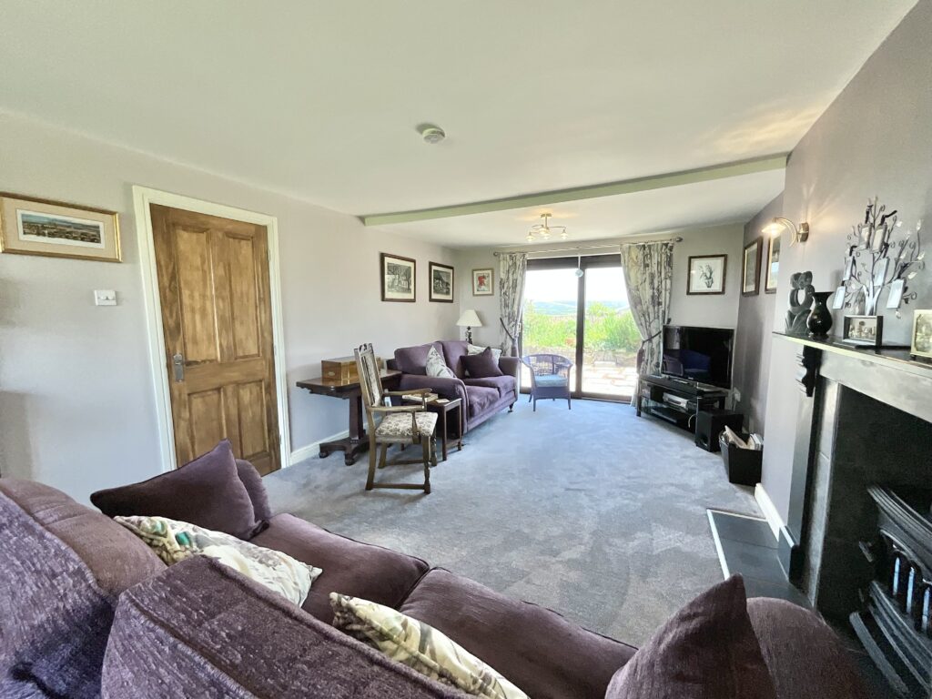 The Common, Dilhorne, ST10