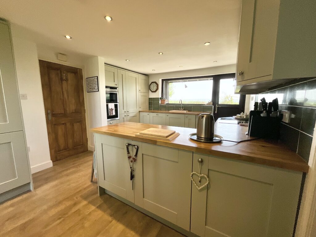 The Common, Dilhorne, ST10