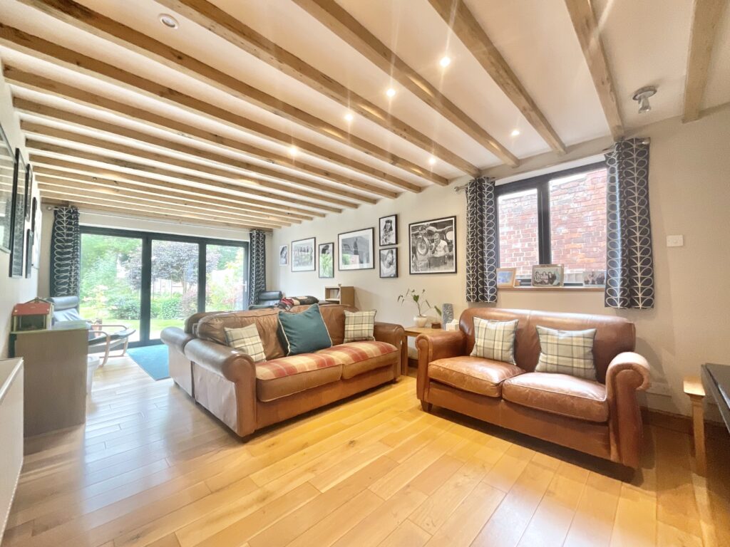 Wrexham Road, Burland, CW5
