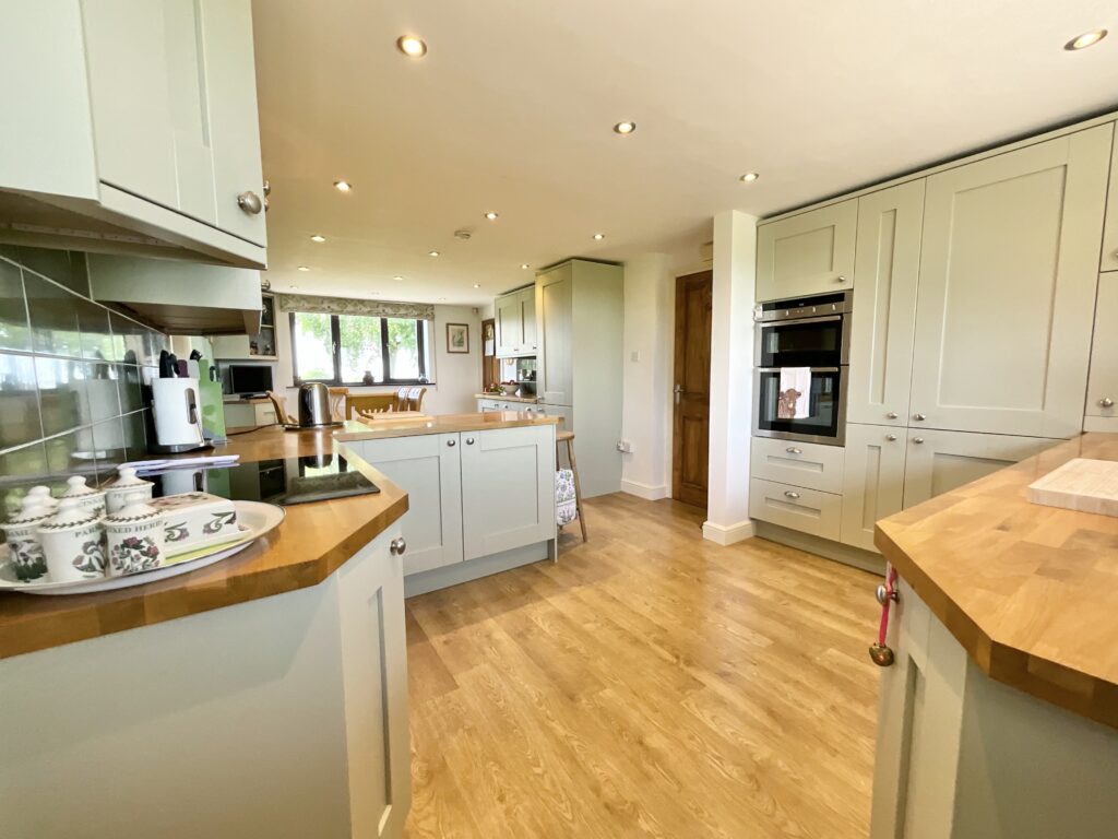 The Common, Dilhorne, ST10
