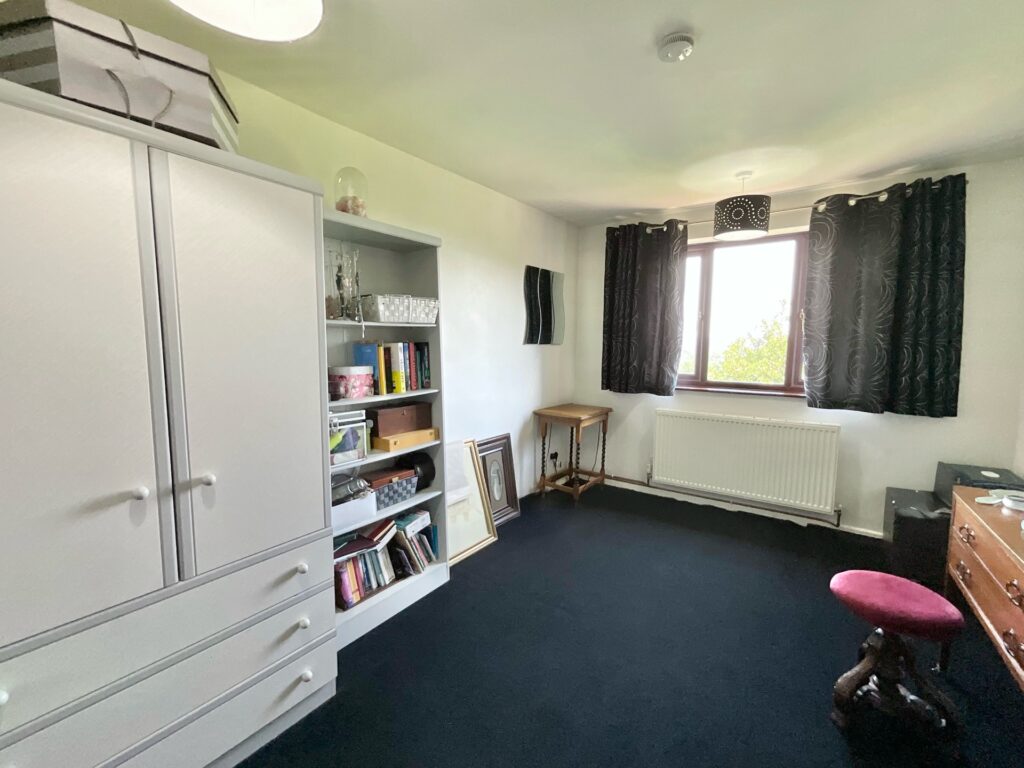 The Common, Dilhorne, ST10