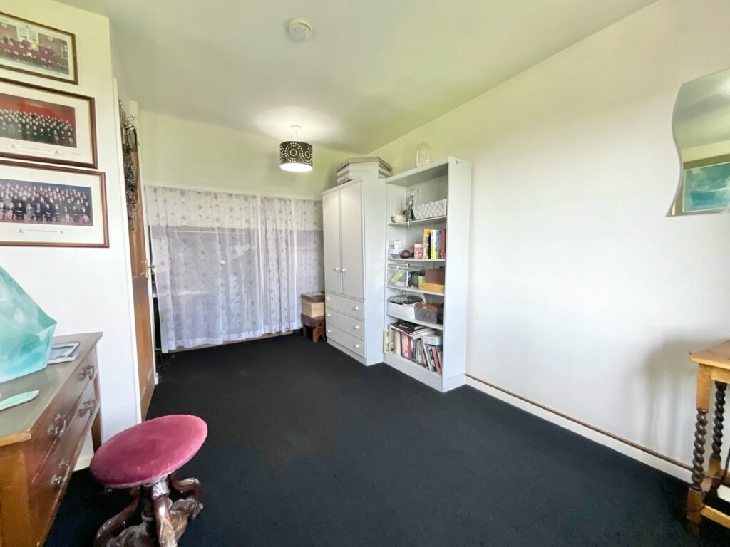 The Common, Dilhorne, ST10