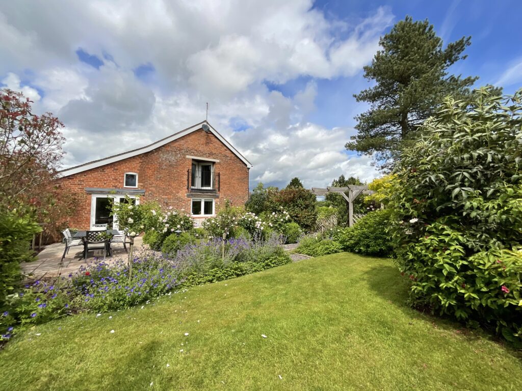 Hunsterson, Greenfields Farm, CW5