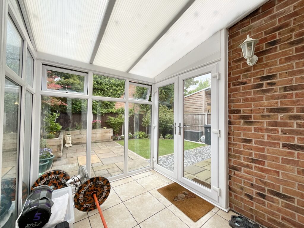 Walnut Close, Hough, CW2