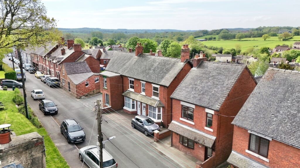 Hazles Cross Road, Kingsley, ST10