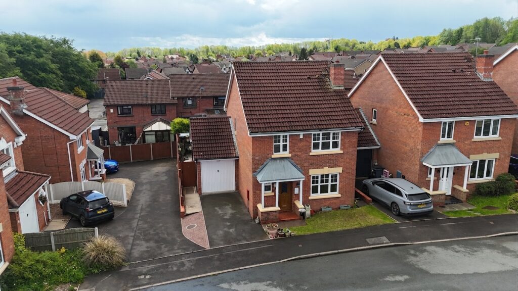 Peregrine Grove, Stoke-On-Trent, ST3