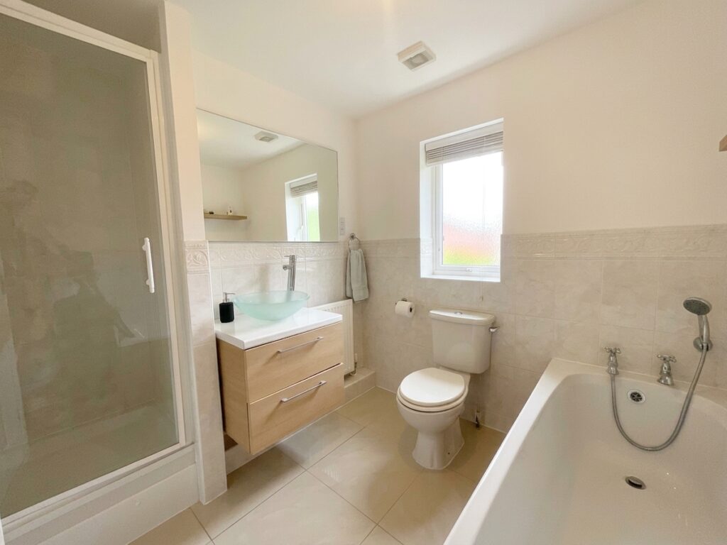 Headingley Grove, Stoke-On-Trent, ST4