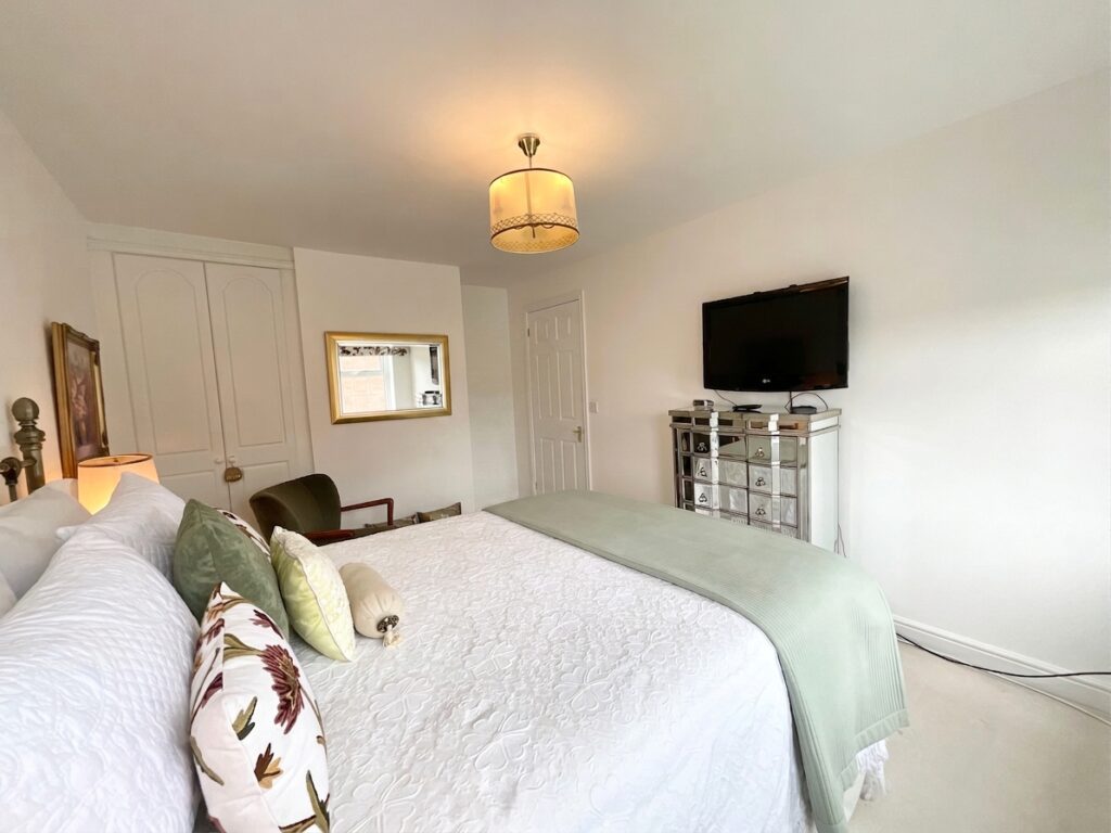 Headingley Grove, Stoke-On-Trent, ST4