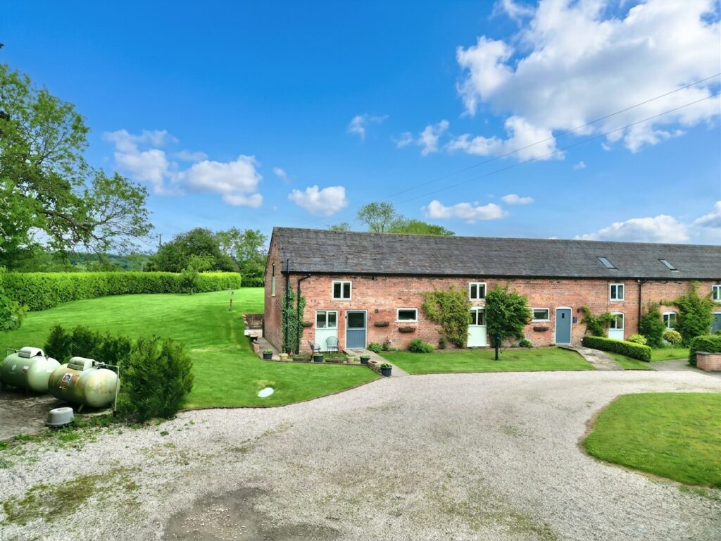 Bearstone, Market Drayton, TF9