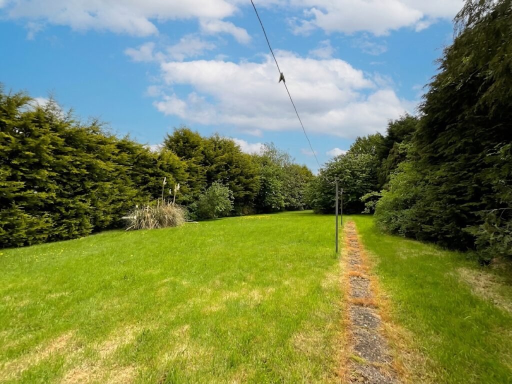 Top Road, Acton Trussell, ST17