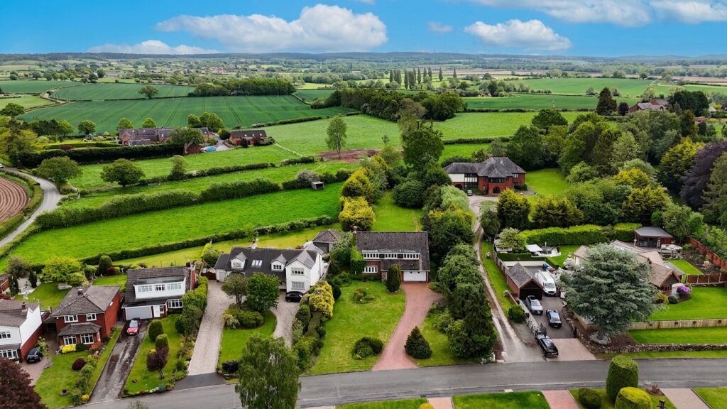 Top Road, Acton Trussell, ST17