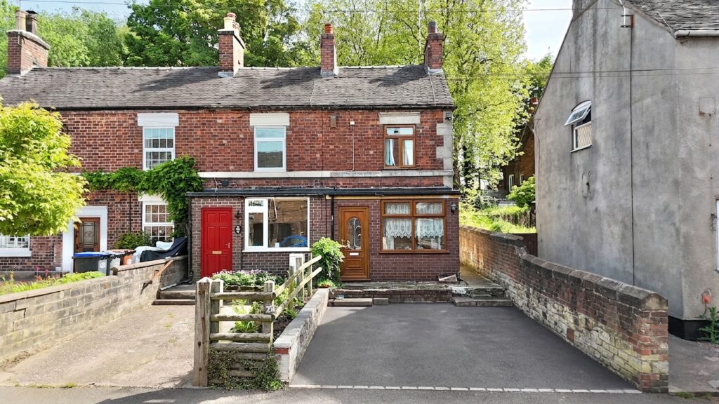 Uttoxeter Road, Tean, ST10