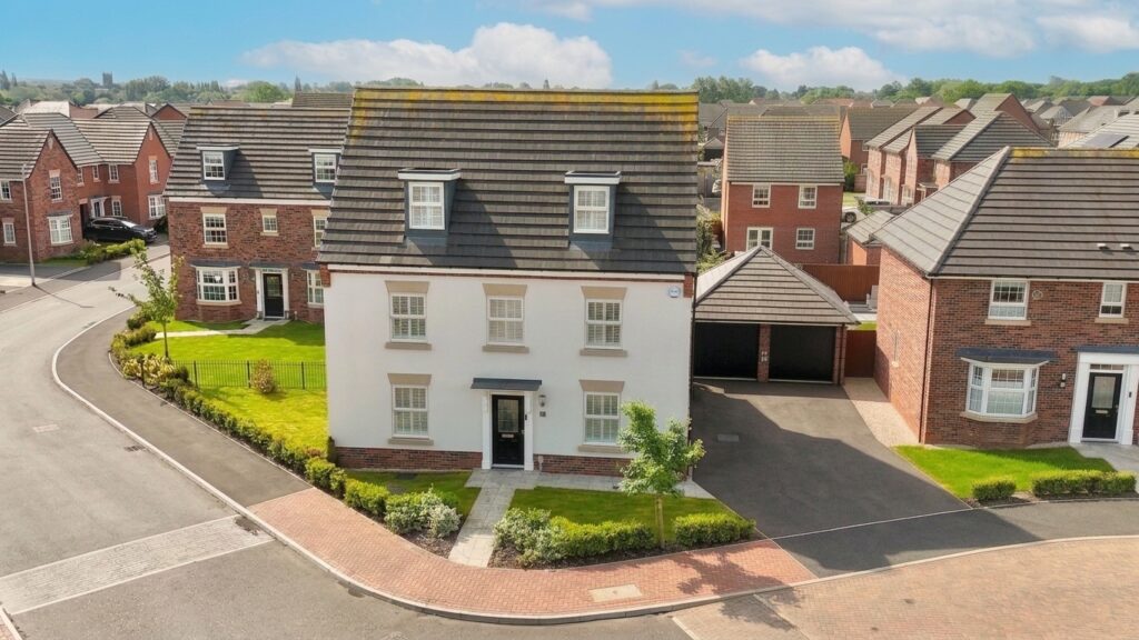 Thomas Fairfax Way, Henhull, CW5
