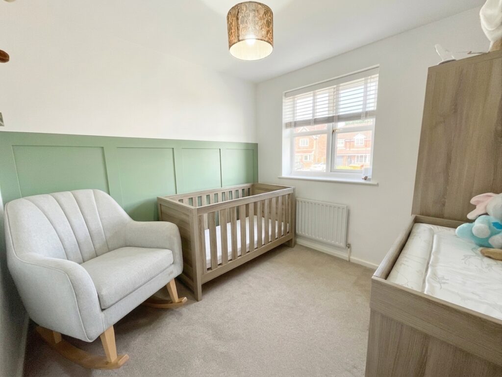 Mercer Avenue, Stone, ST15