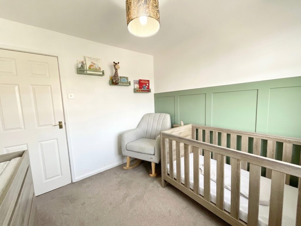 Mercer Avenue, Stone, ST15